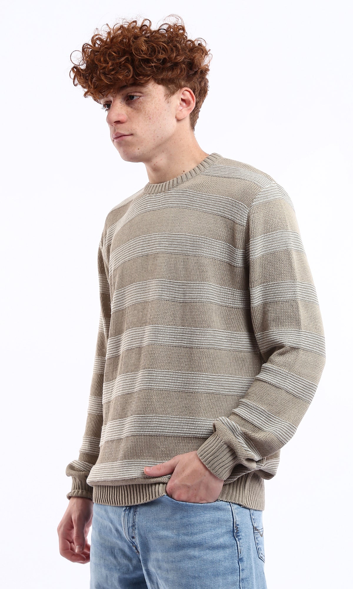 O173595 Knitted Light Taupe & White Relaxed Lightweight Pullover - Image 2