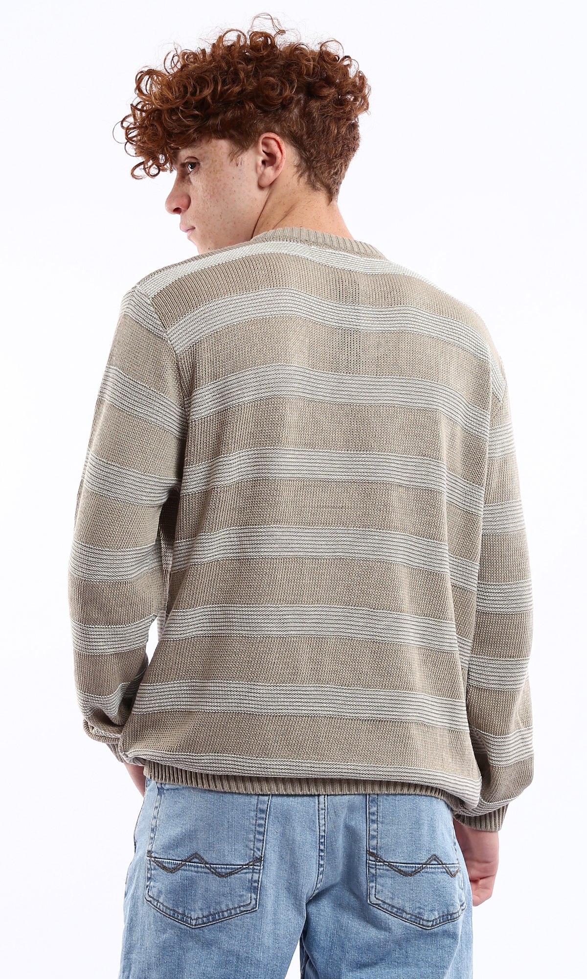 O173595 Knitted Light Taupe & White Relaxed Lightweight Pullover - Image 3