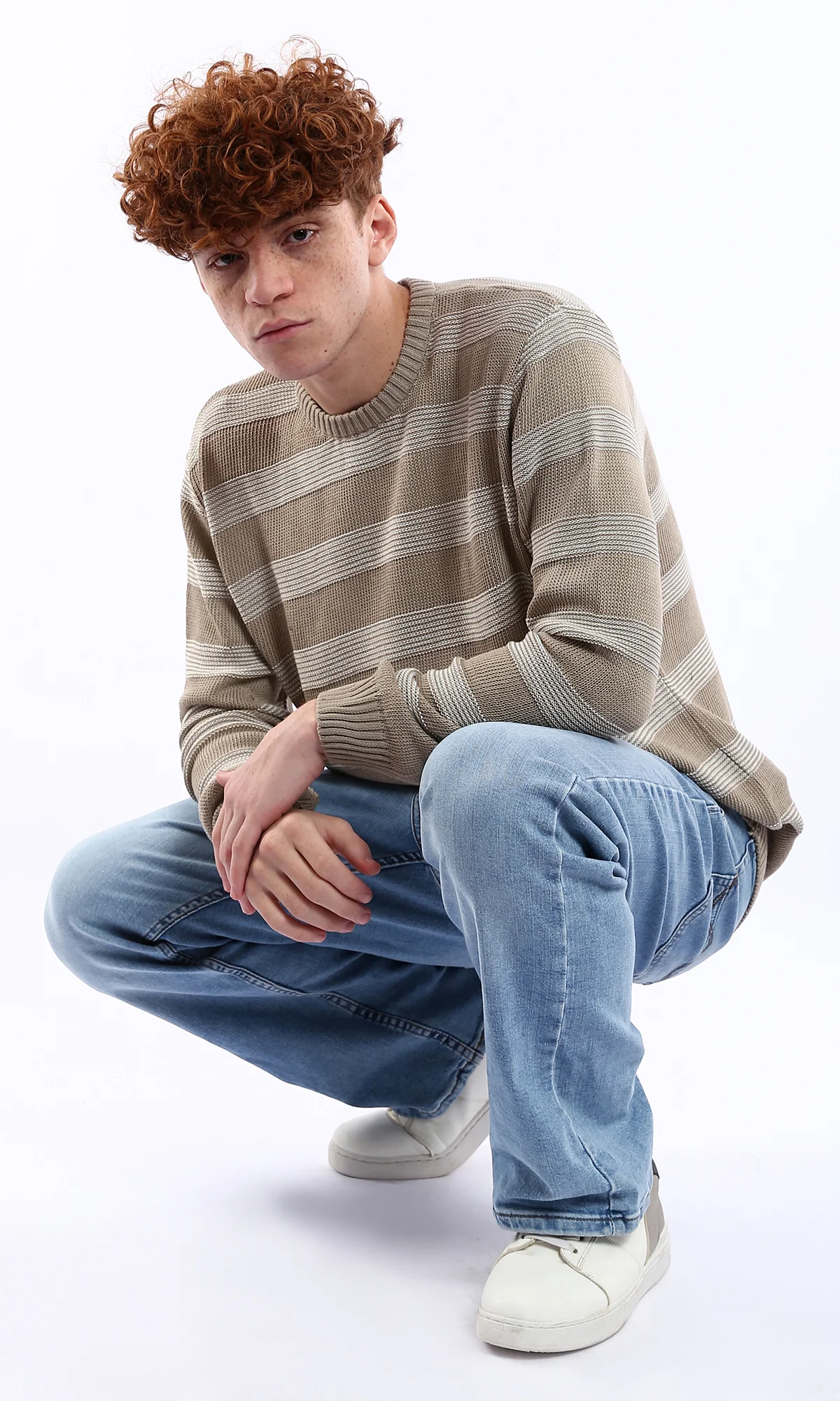 O173595 Knitted Light Taupe & White Relaxed Lightweight Pullover - Image 6