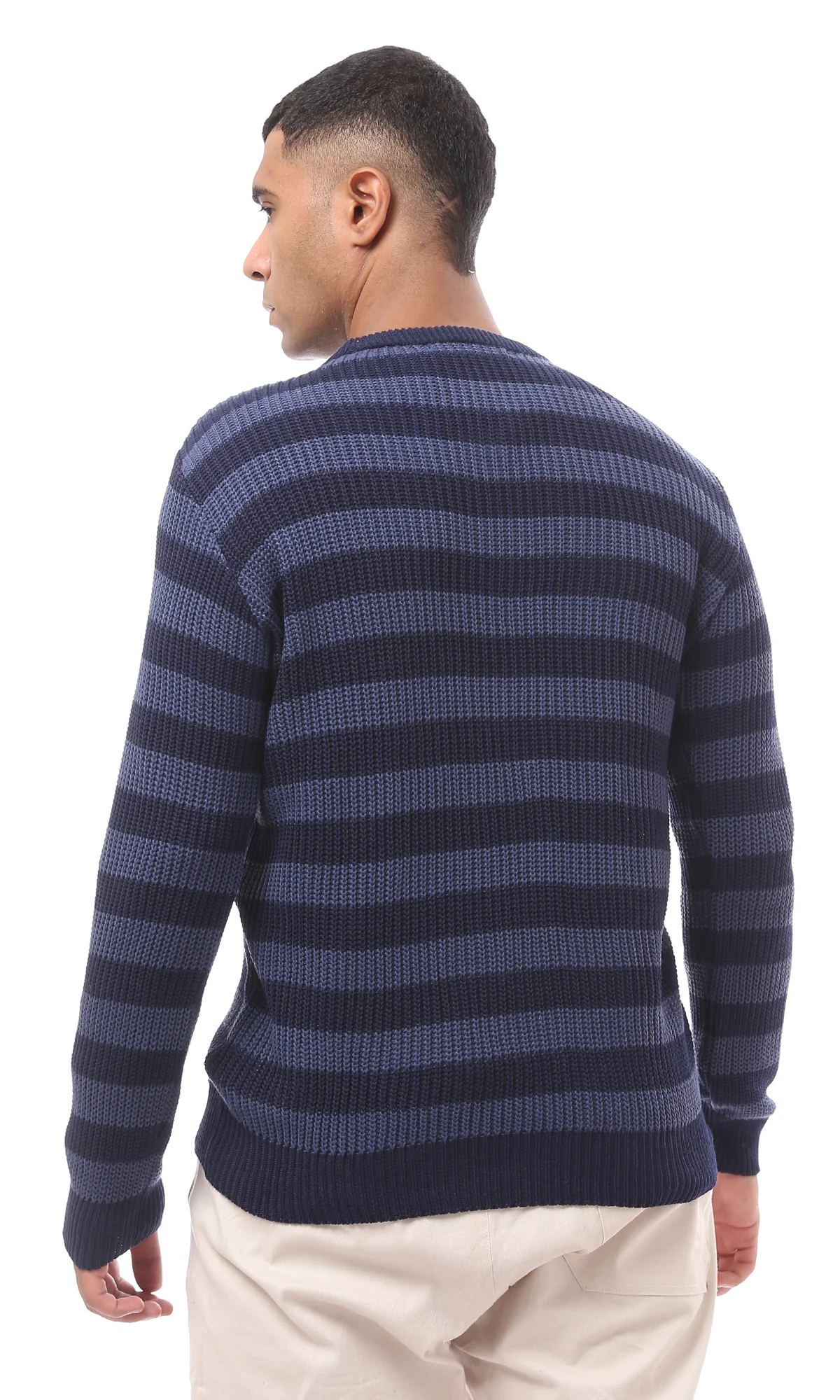 O174399 Men Pullover - Image 3