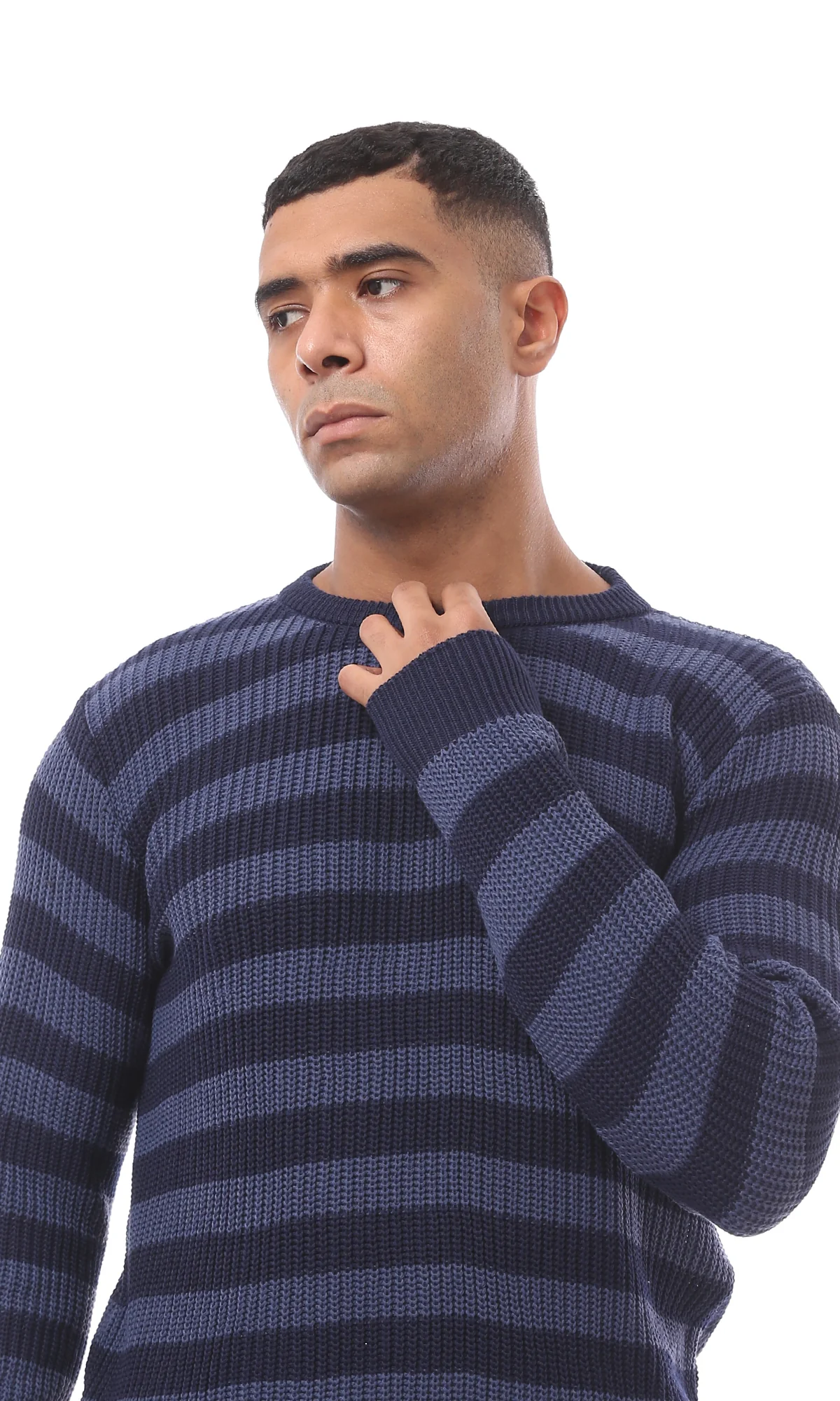 O174399 Men Pullover - Image 4
