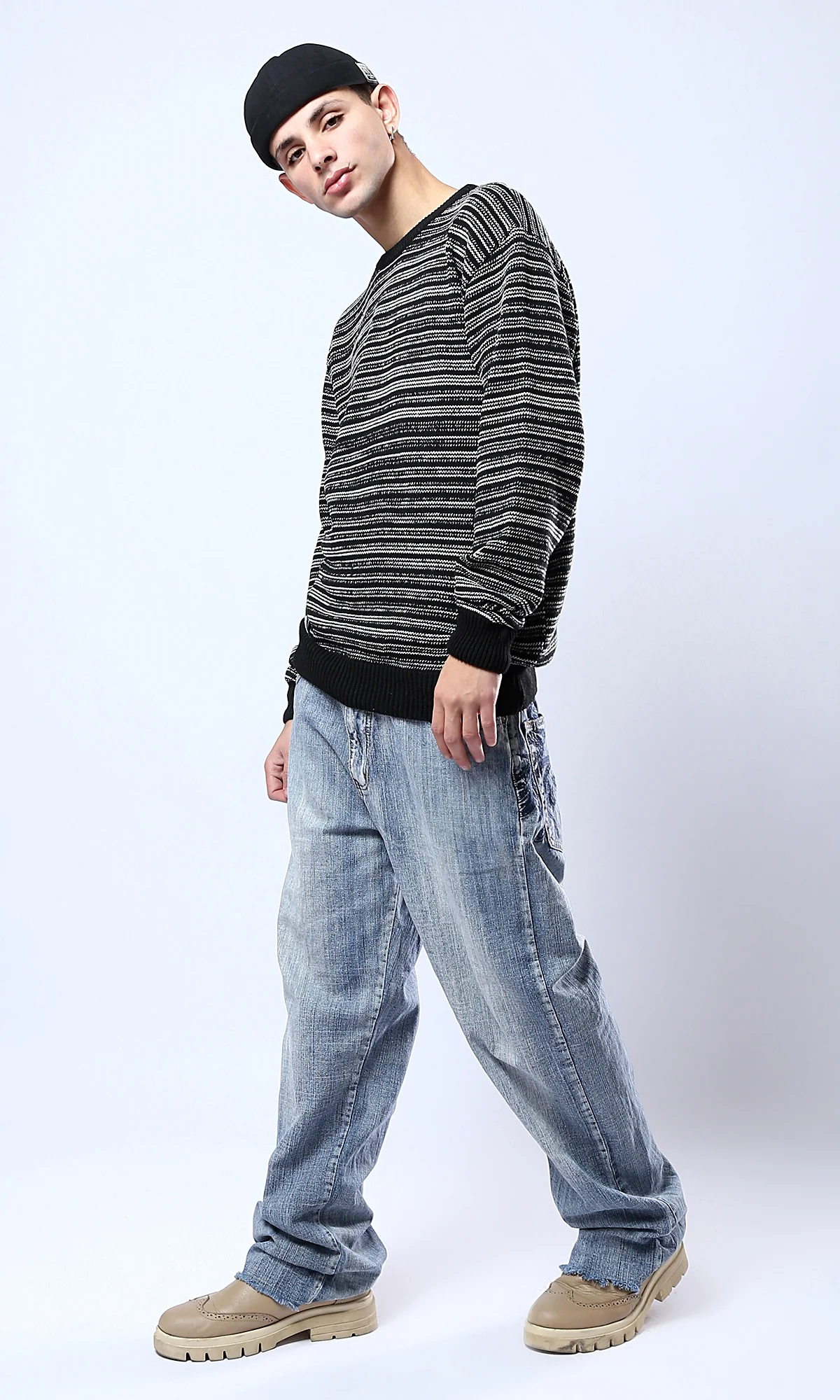 O174999 Black & White Relaxed Slip On Winter Pullover - Image 7