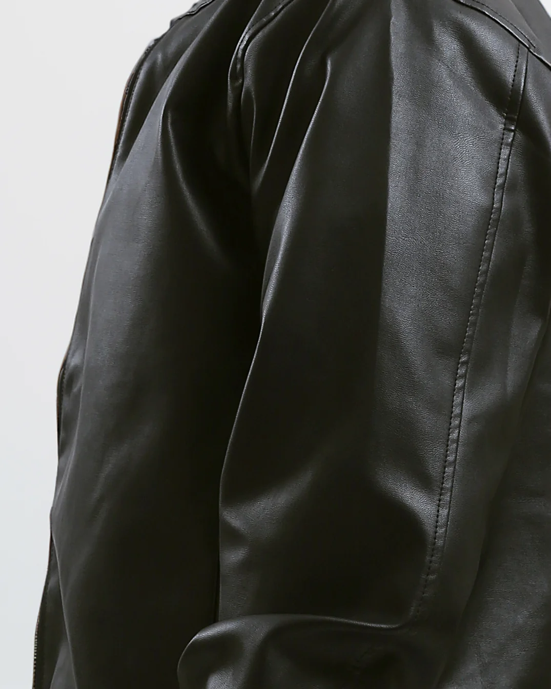 Ravin Men's Faux-Leather Varsity Bomber Jacket with Striped Ribbing - Black - O176030 - Image 4