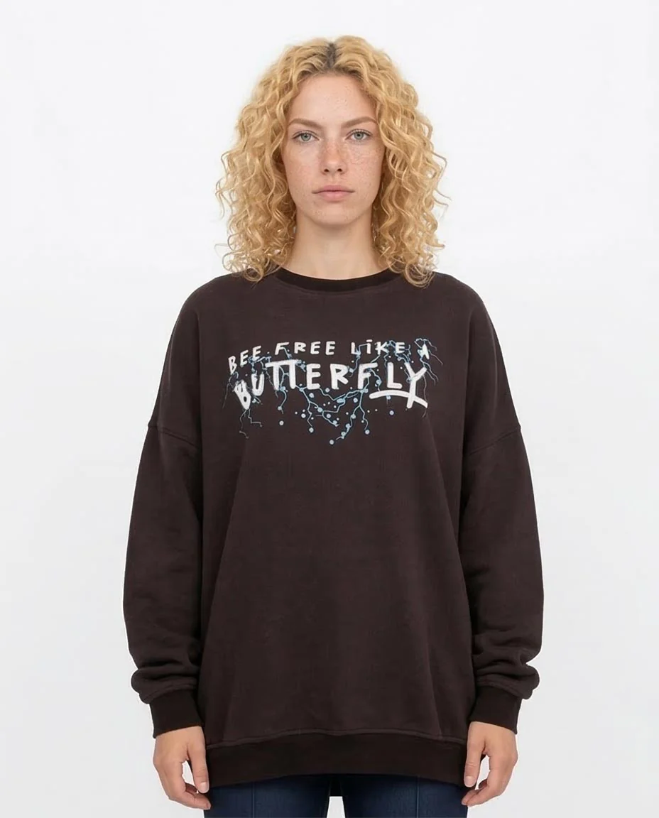RAVIN Women’s Oversized Graphic Sweatshirt – "Butterfly" Edition - O179911