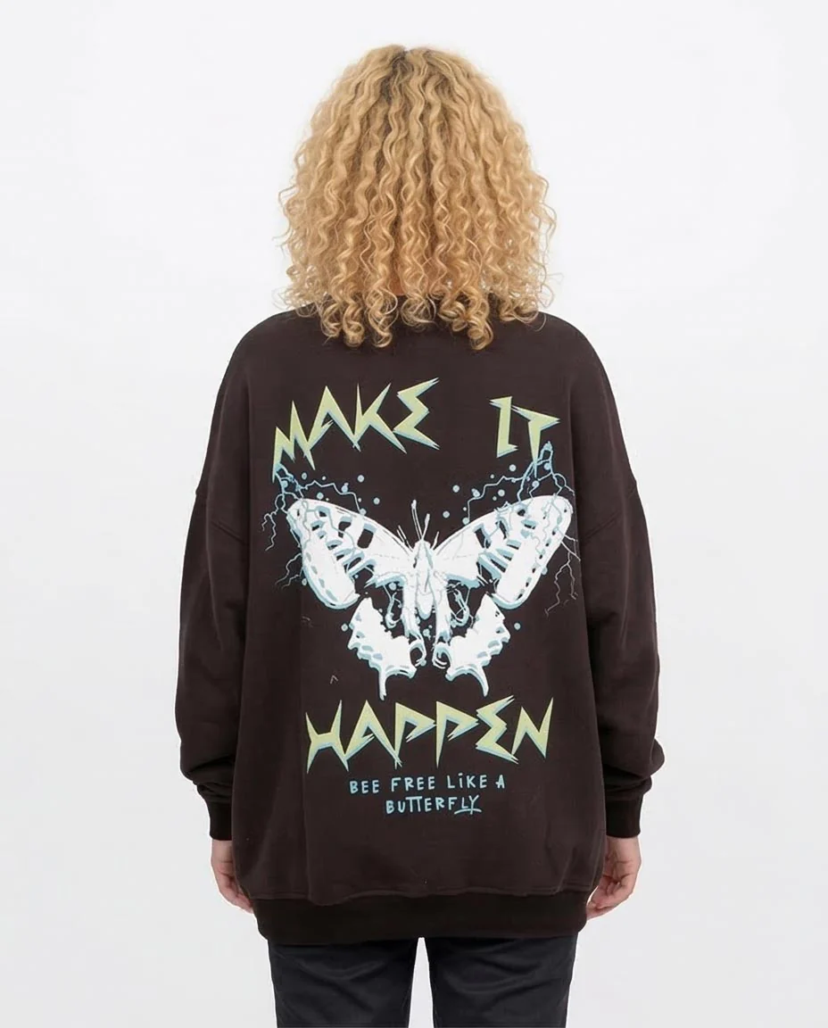 RAVIN Women’s Oversized Graphic Sweatshirt – "Butterfly" Edition - O179911 - Image 2