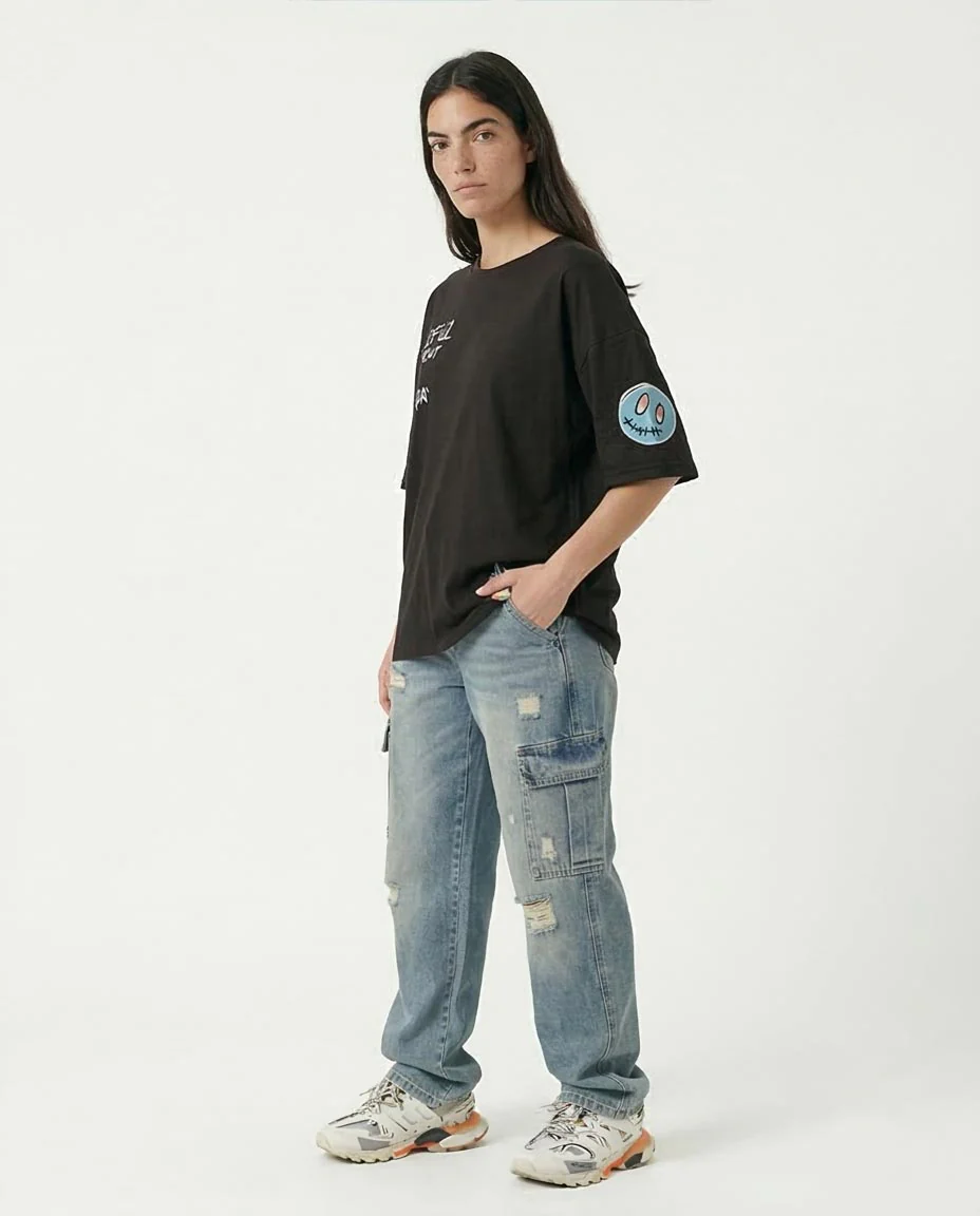 RAVIN | "Boundary Dispute" Oversized Graphic Street Teet - Black - O181671 - Image 5