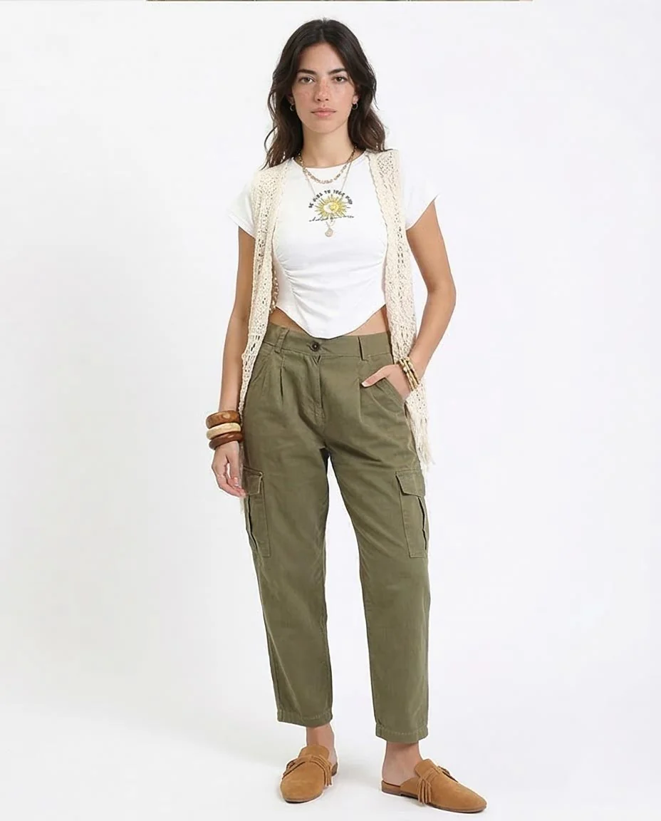 Ravin Women’s Sun & Moon Graphic Ruched Hem Crop Top - White - O189405 - Image 5