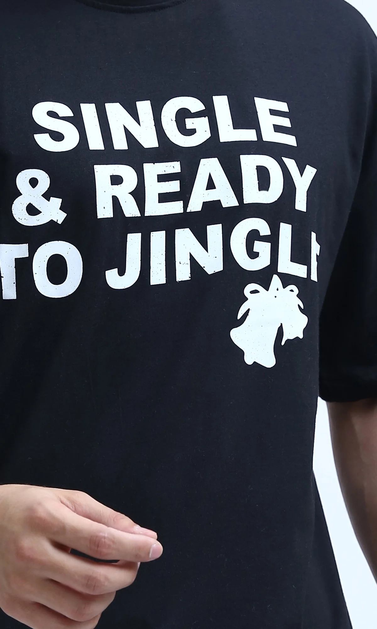 O198310 - Regular Fit Slip On Black Printed Tee - Image 4