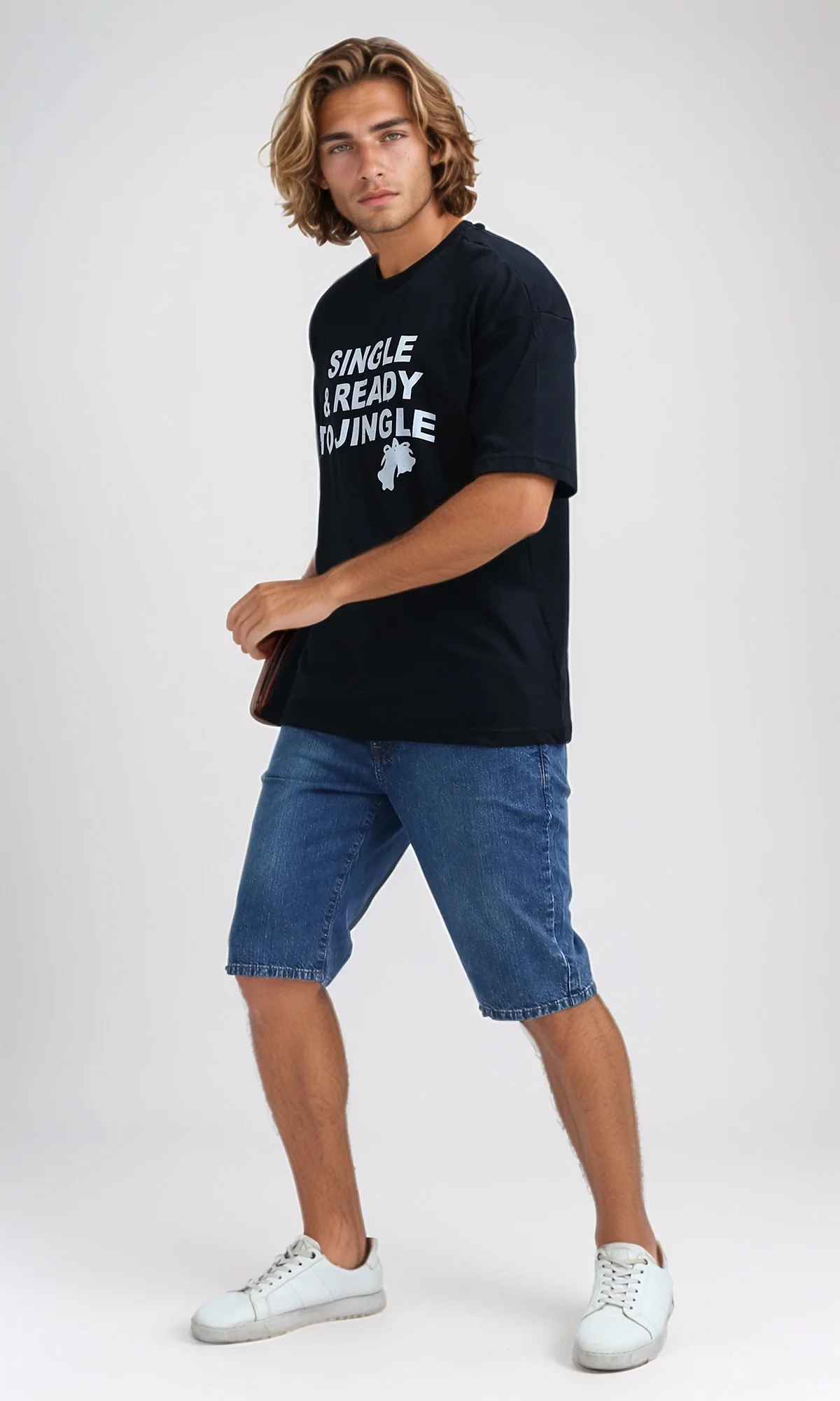 O198310 - Regular Fit Slip On Black Printed Tee - Image 5