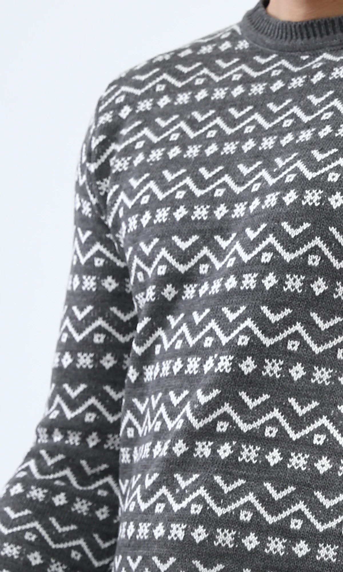 Ravin Men’s Fair Isle Geometric Pattern Knit Sweater – Charcoal & White - O200600 - Image 3