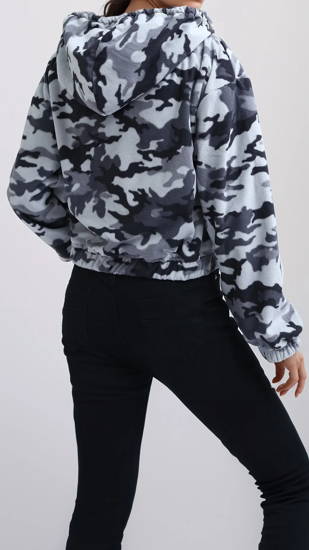 O201153 - Long Sleeves Cropped Camouflage Hoodie - Grey & White - Image 3