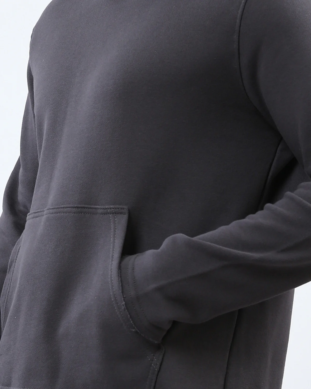 Ravin Men’s Charcoal Raw-Edge Essential Hoodie - o202182 - Image 4