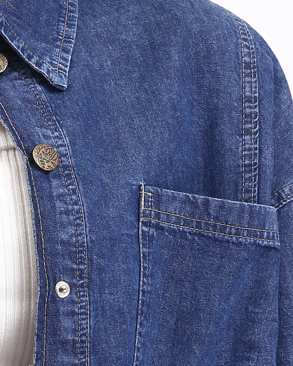 Ravin Oversized Indigo Denim Shacket with Box Pleat Detail - R206408 - Image 4