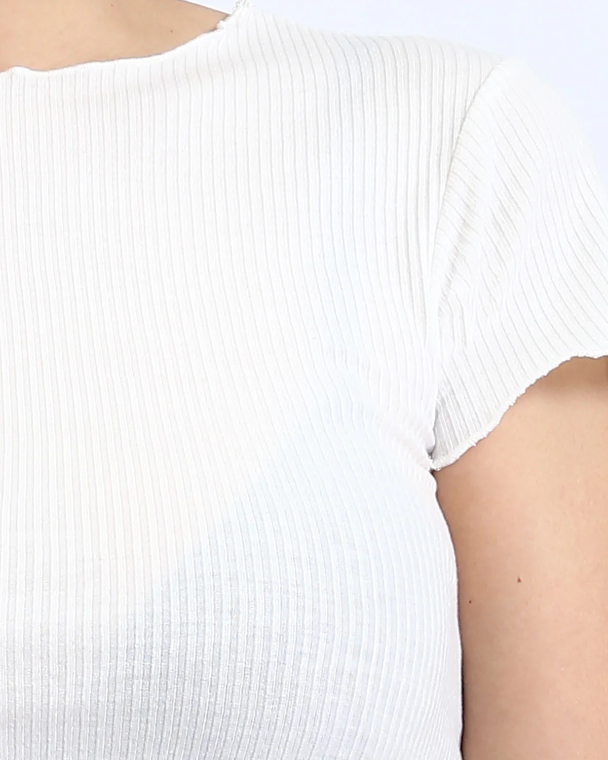 Ravin Women’s Rib-Knit Lettuce-Edge Crop Top – White - R206520 - Image 4