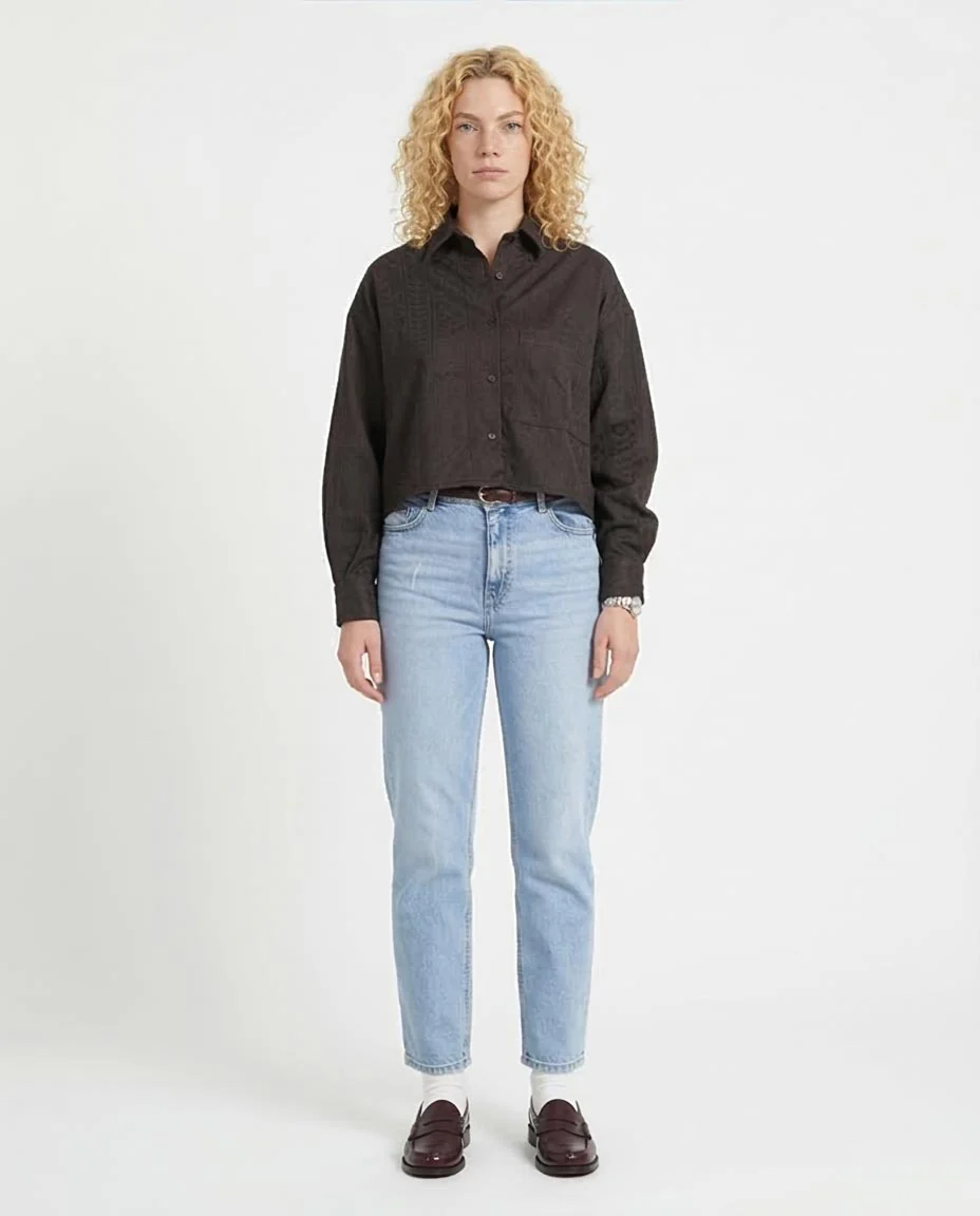 Women's Jacquard Textured Cropped Shirt – Charcoal - R206566 - Image 3
