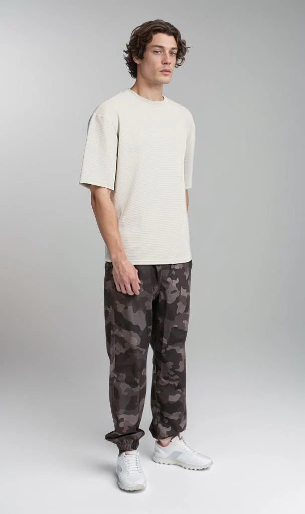 R208563 - Oversized Jacquard T-Shirt - Light Sage - Image 5