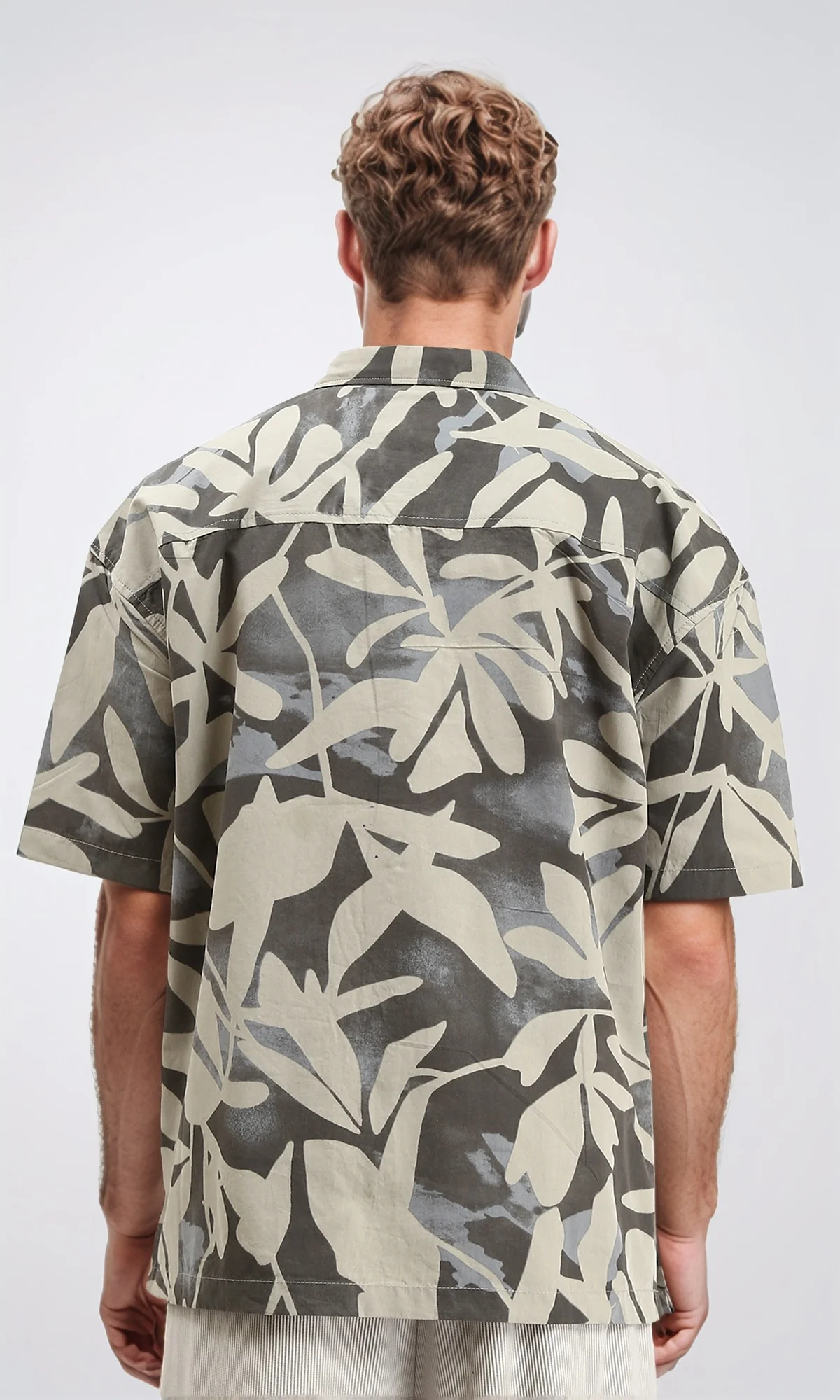 R209208 - Buttons Down Leaves Summer Shirt - Grey & Beige - Image 2