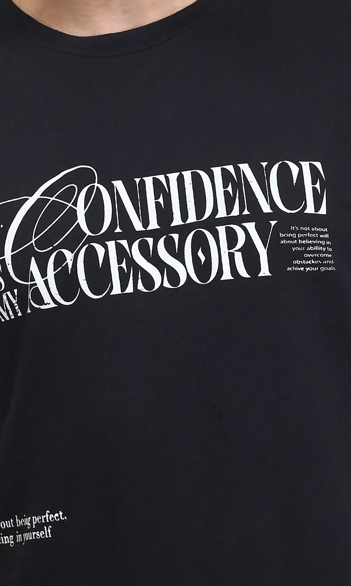 R209369 - Printed Regular Fit Slip On Tee - Black - Image 3