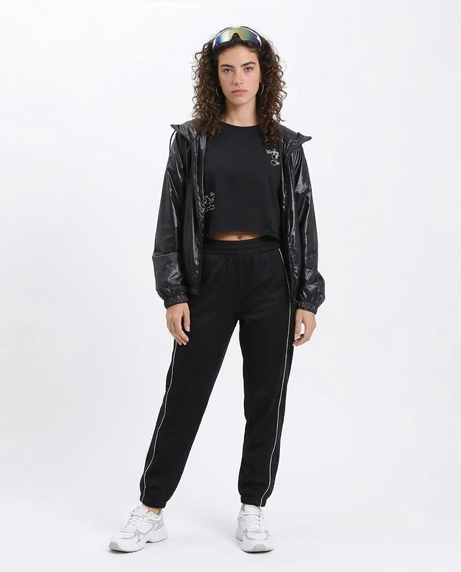 Ravin Women's Oversized Boxy Crop T-Shirt with Back Beach Graphic – Black - R209436 - Image 5