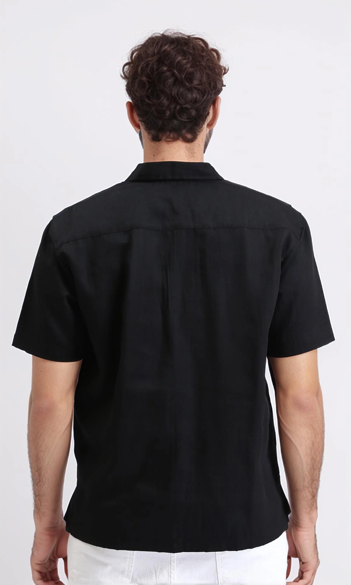 R210042 - Solid Short Sleeves Buttoned Shirt - Black - Image 2