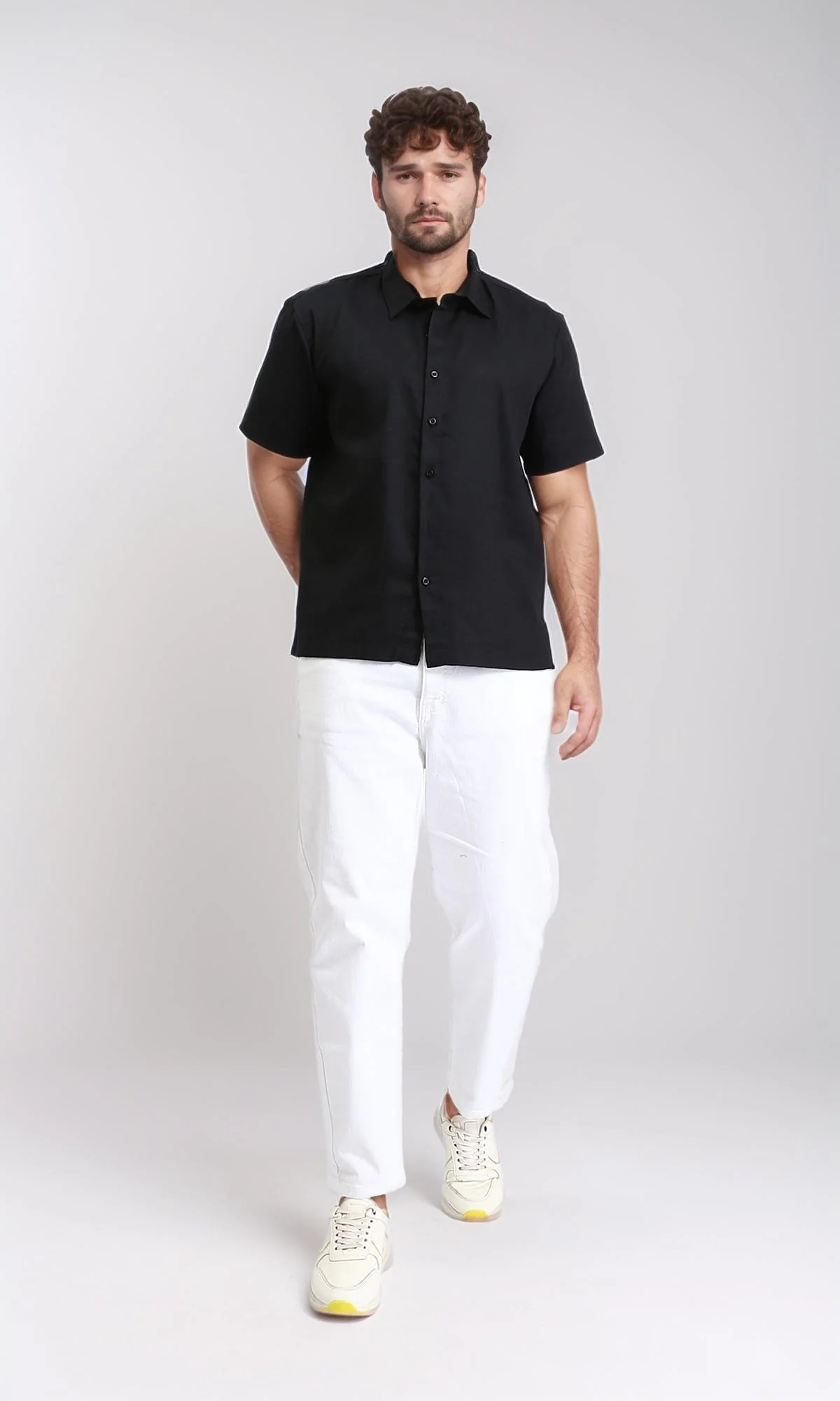 R210042 - Solid Short Sleeves Buttoned Shirt - Black - Image 5