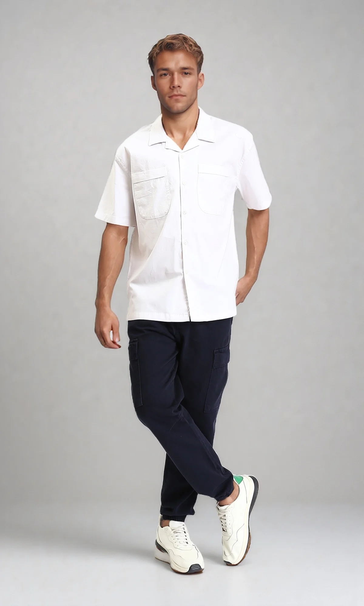 R210046 - Solid Short Sleeves Shirt with Classic Collar - White - Image 5