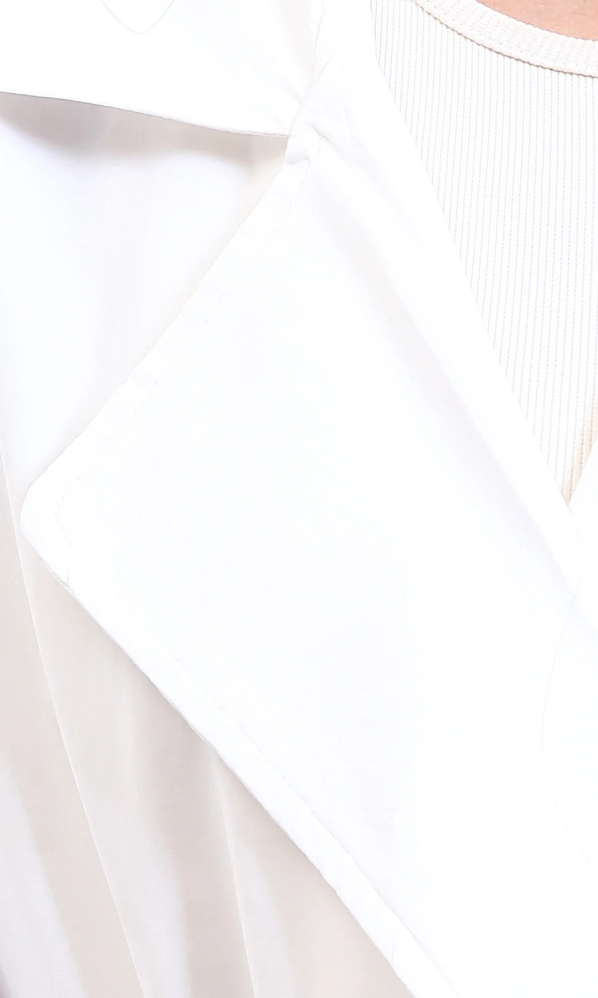R210310 - Notched Lapel Solid Belted Jacket - White - Image 4