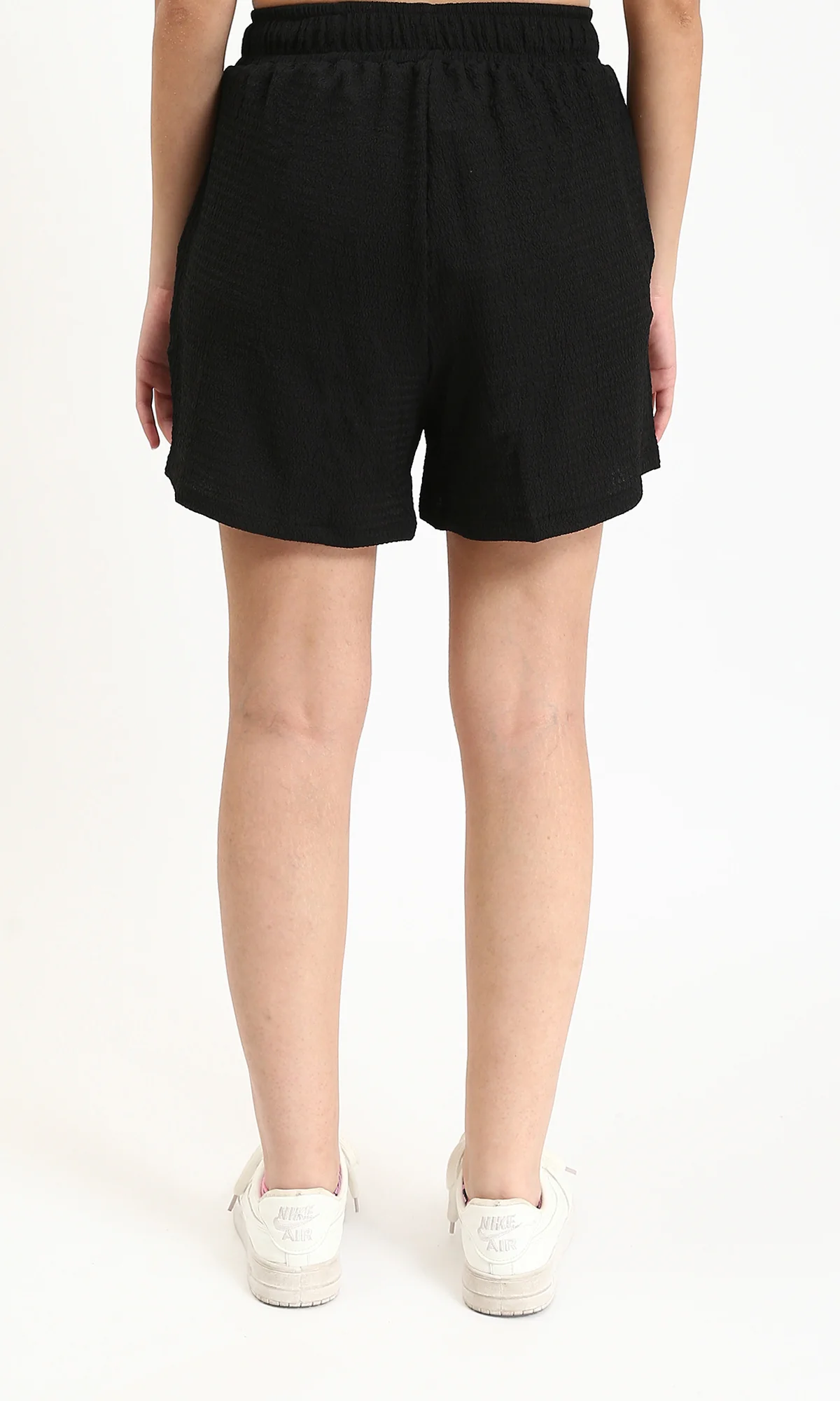 R210507 - Textured Feminine Short with Side Pockets - Black - Image 2