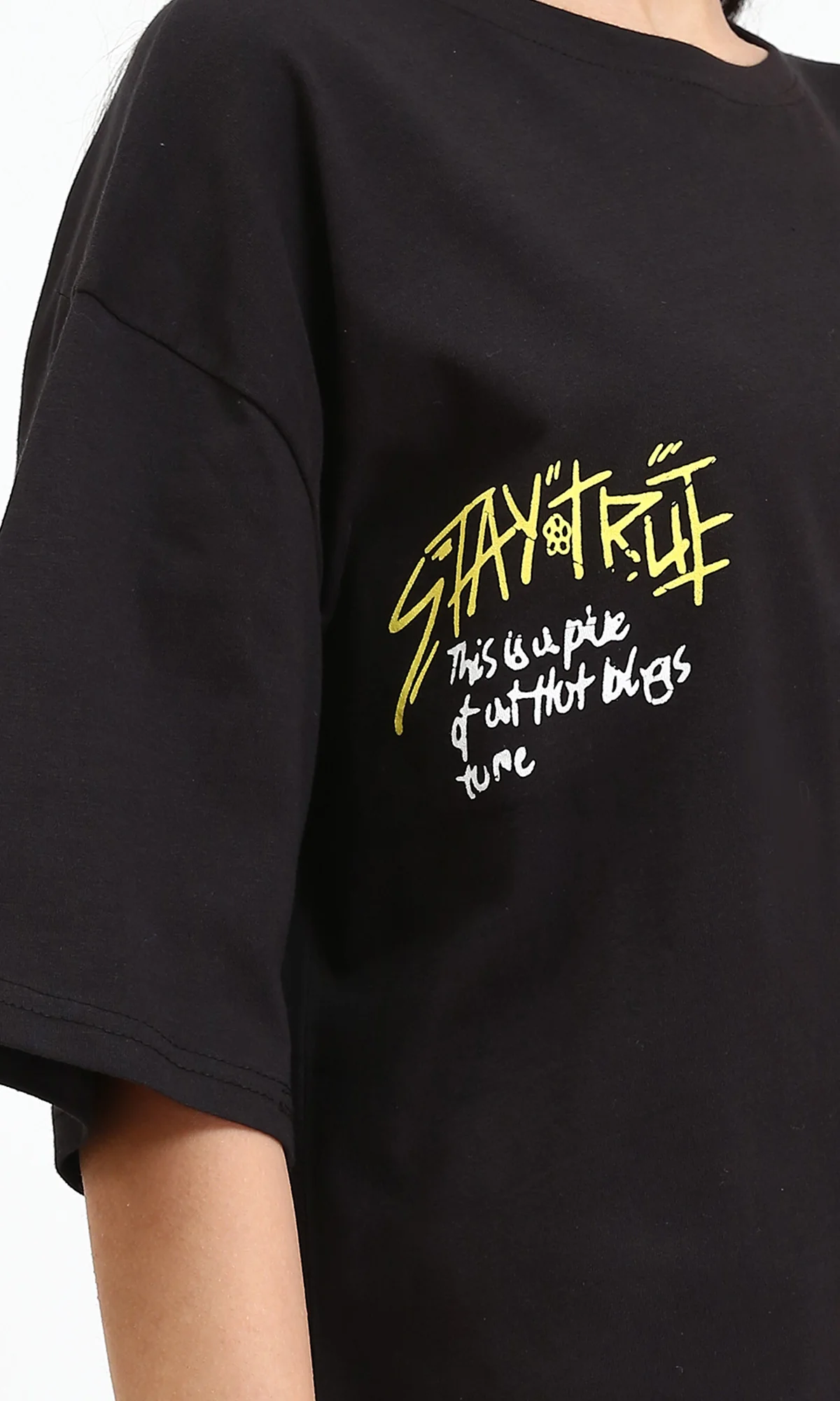 R210516 - Crew Neck Relaxed Summer Tee - Black - Image 3