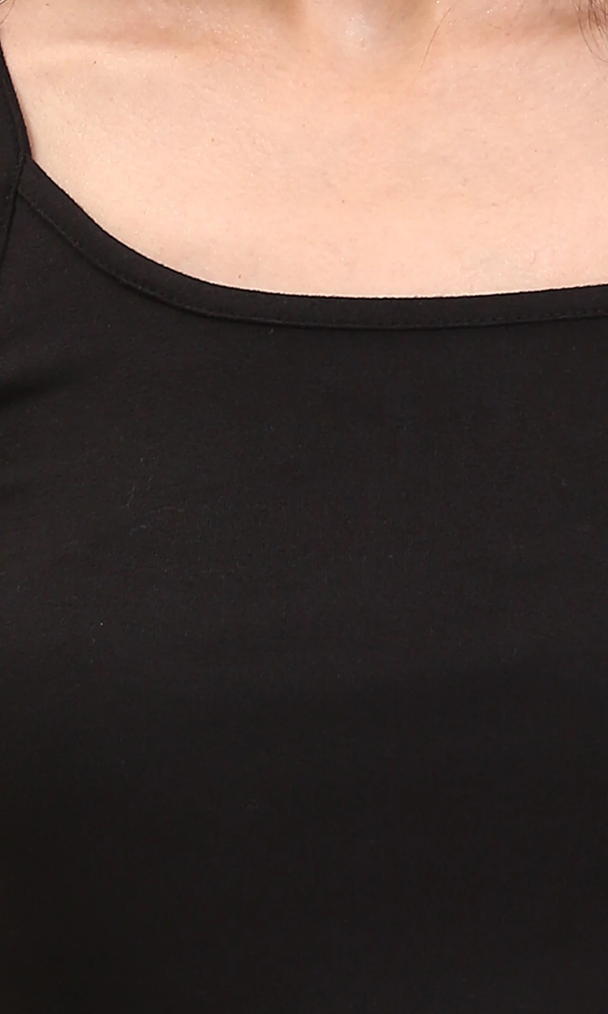 Ravin Ribbed Spaghetti Strap Camisole – The Essential Layering Tank in Black - R211294 - Image 4