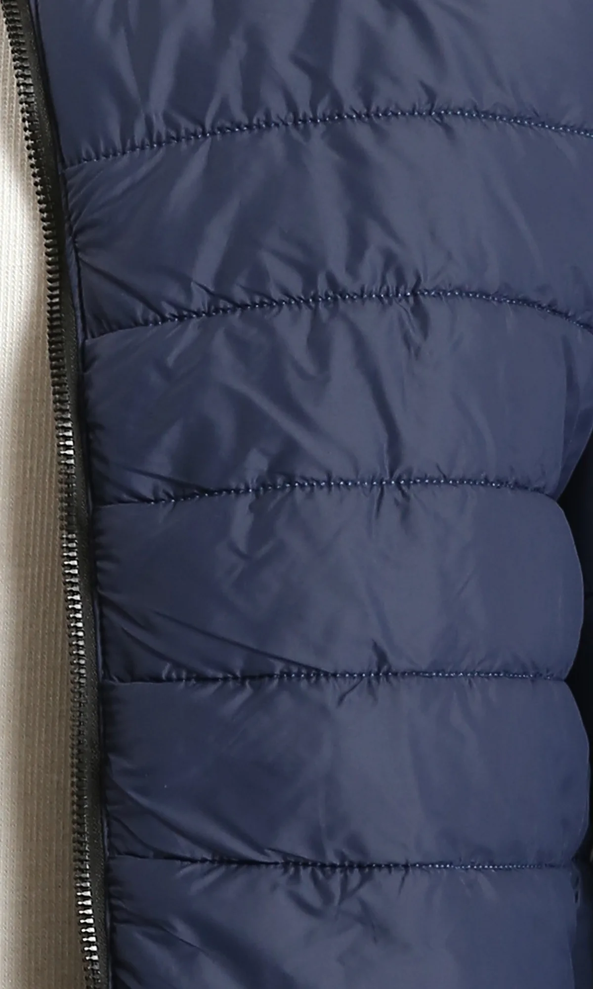 Ravin Men's Puffer Jacket - Stay Warm and Stylish in Navy - R211819 - Image 3