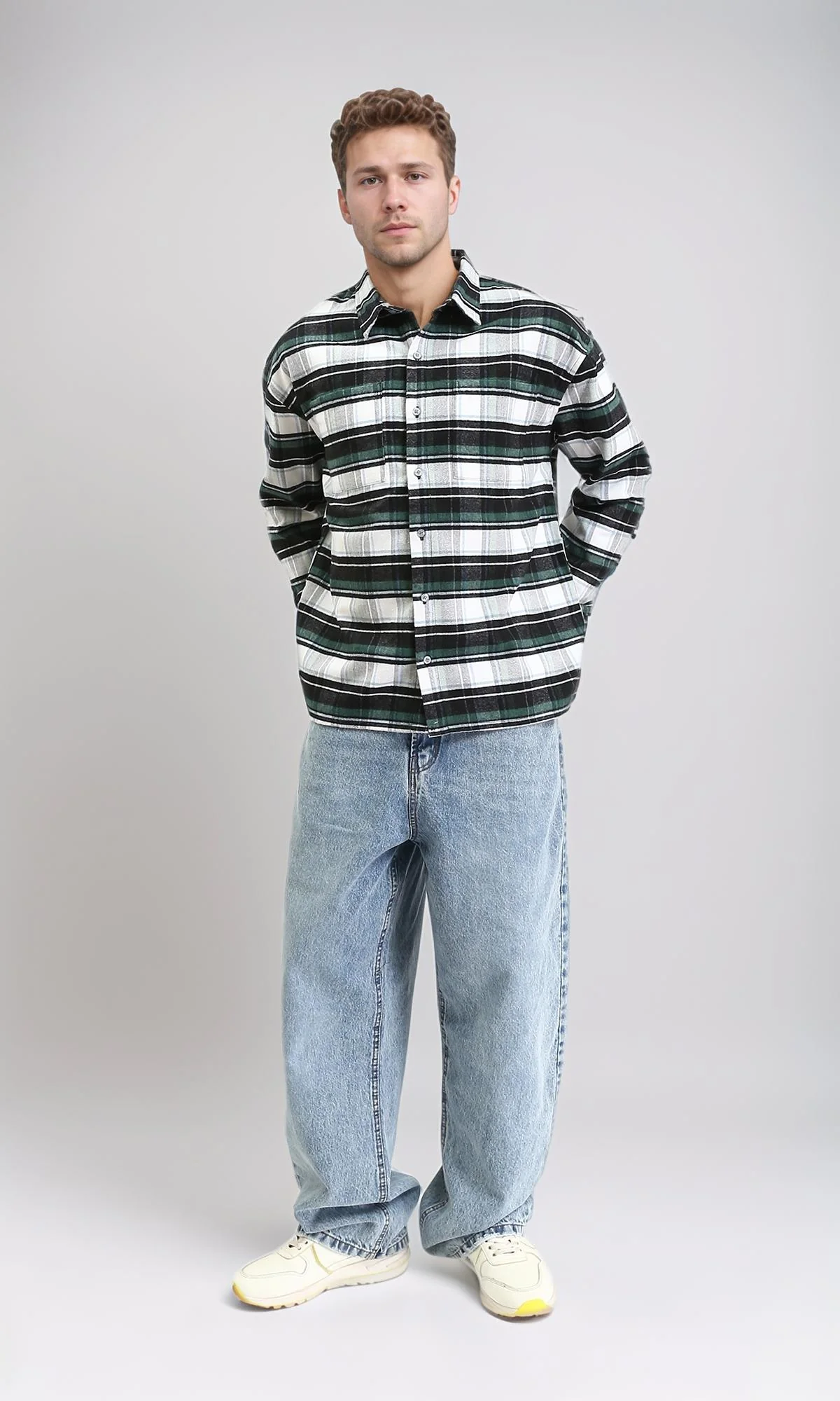 R212084 - Plaid Shirt with Front Pockets - Black & Green - Image 4