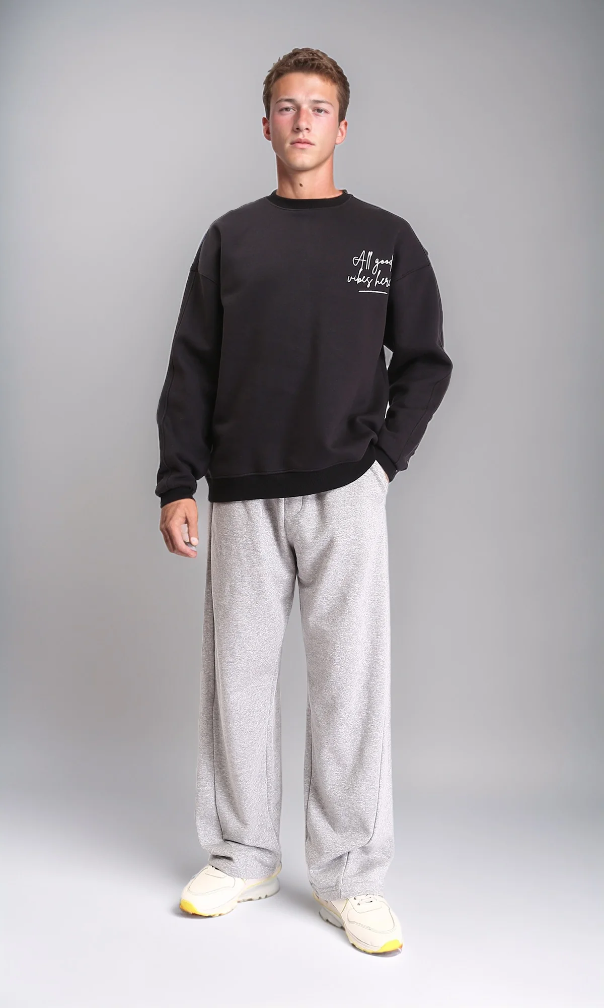 R212205 - Long Sleeves Sweatshirt with Front Print - Black - Image 5