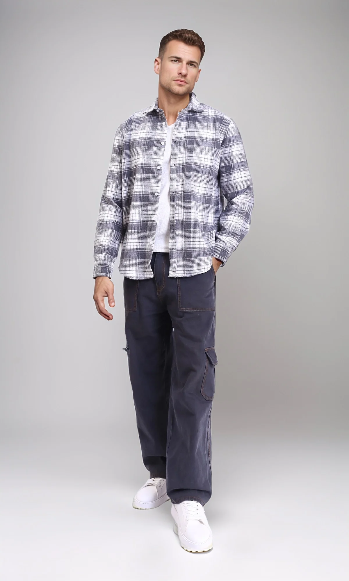 R213199 - Casual Buttons Down Tartan Shirt - Grey & White - Image 5
