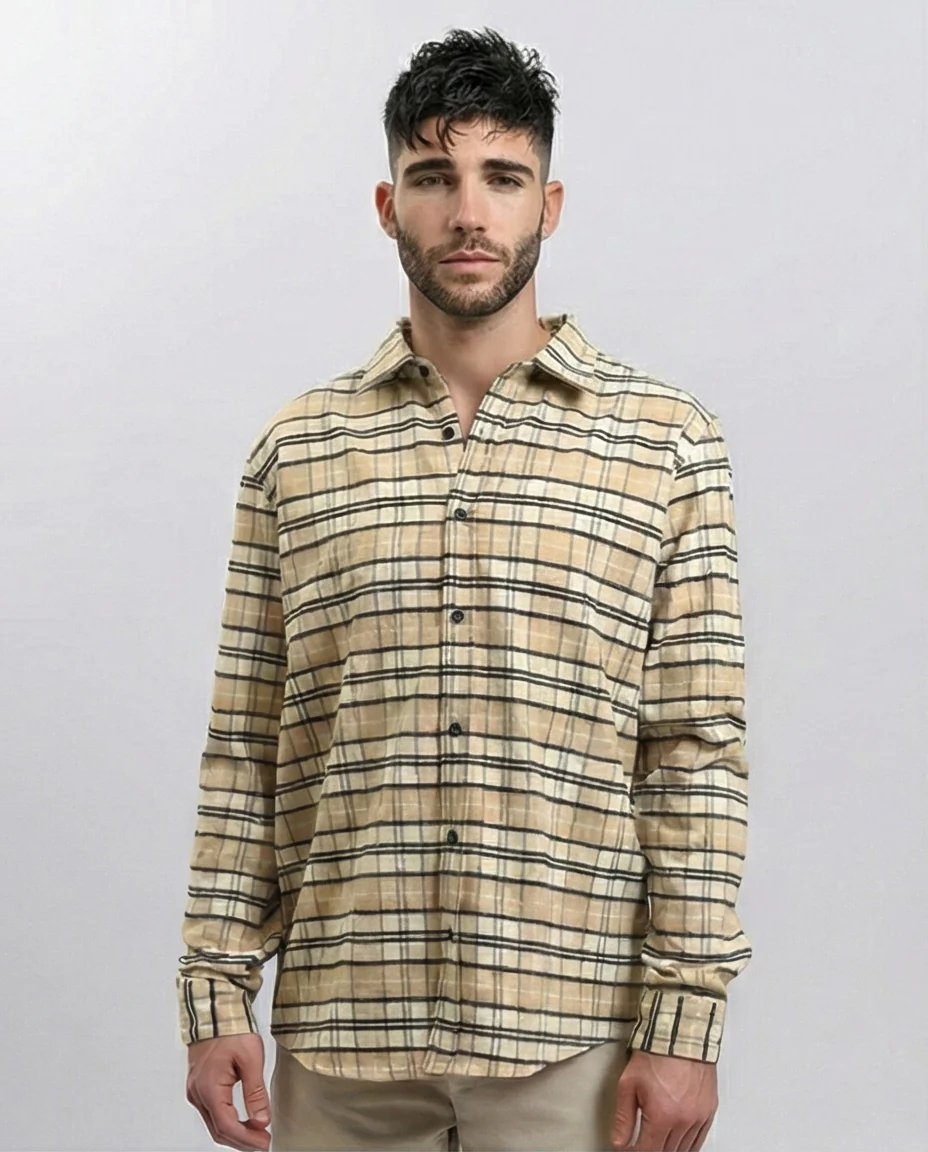 R215012 - Regular Fit Buttoned Plaid Shirt - Beige & Black