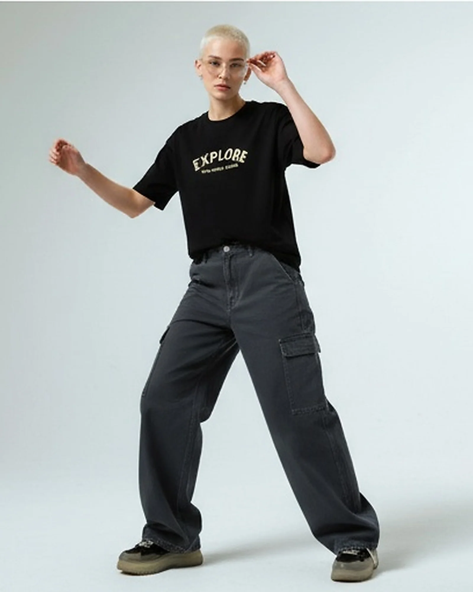 R215764 - Relaxed Fit Tee with Front & Back Print Tee - Black - Image 3