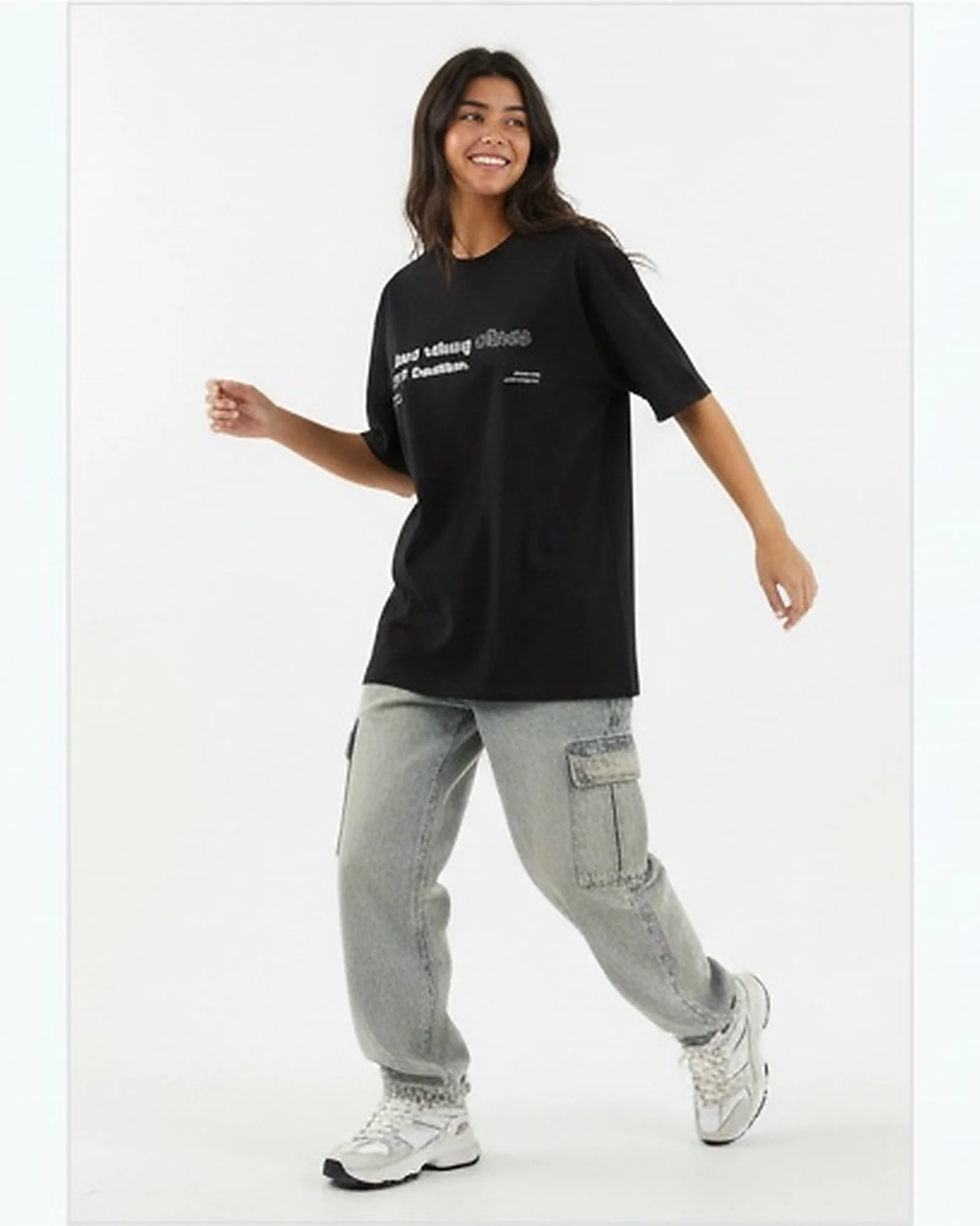 R215773-S21W454-BLACK (WST) - Image 3