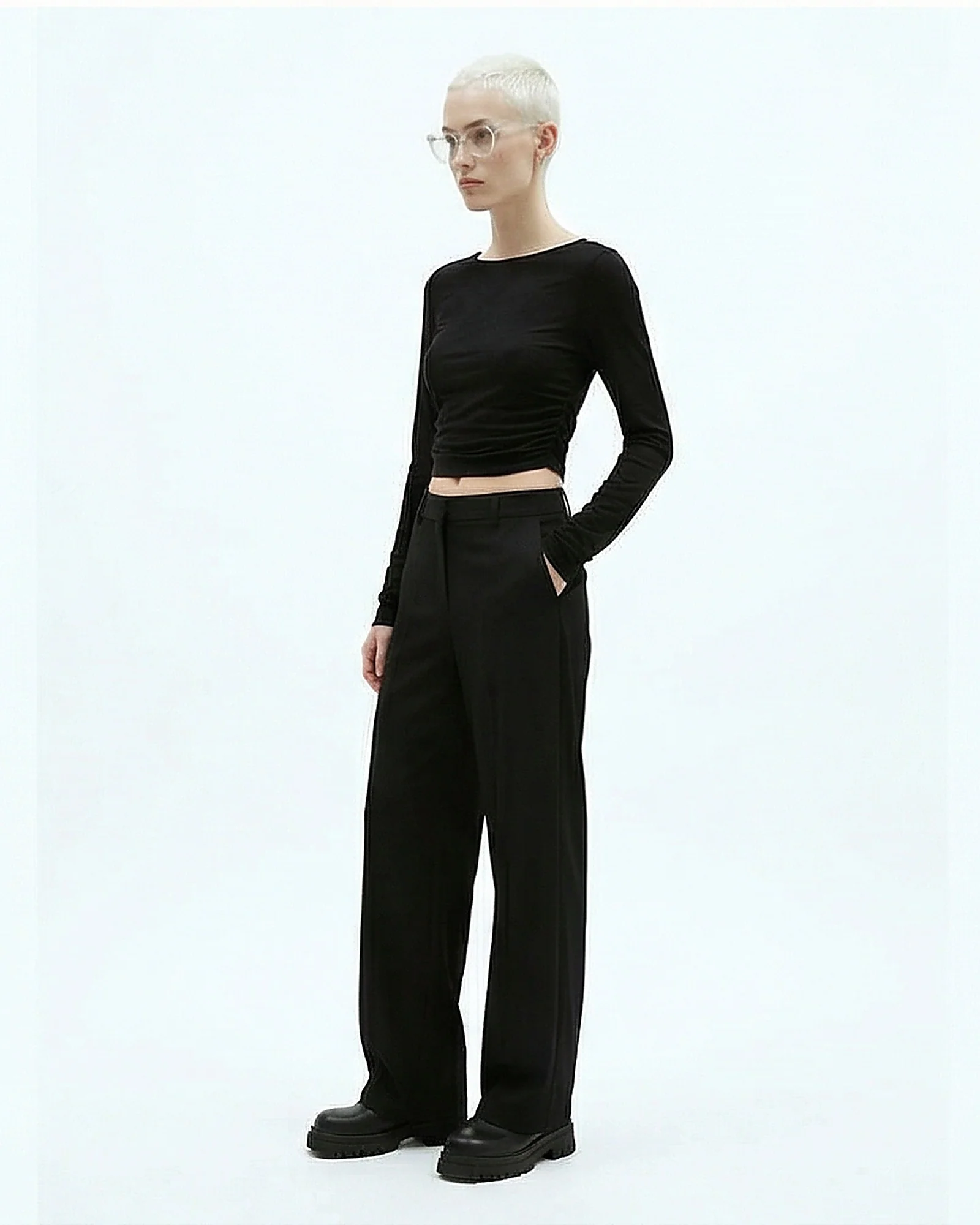 R215853-S24W483-BLACK (WLT) - Image 4