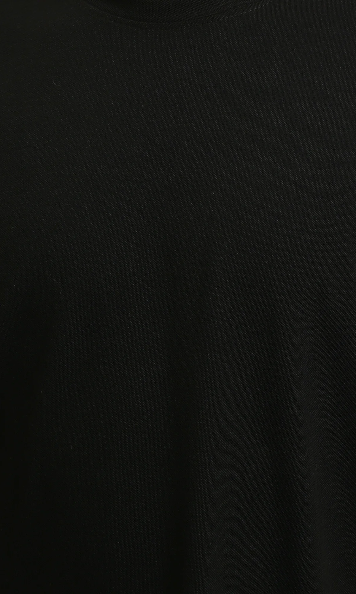 R215962 - Solid Crew Neck Relaxed Fit Tee - Black - Image 3