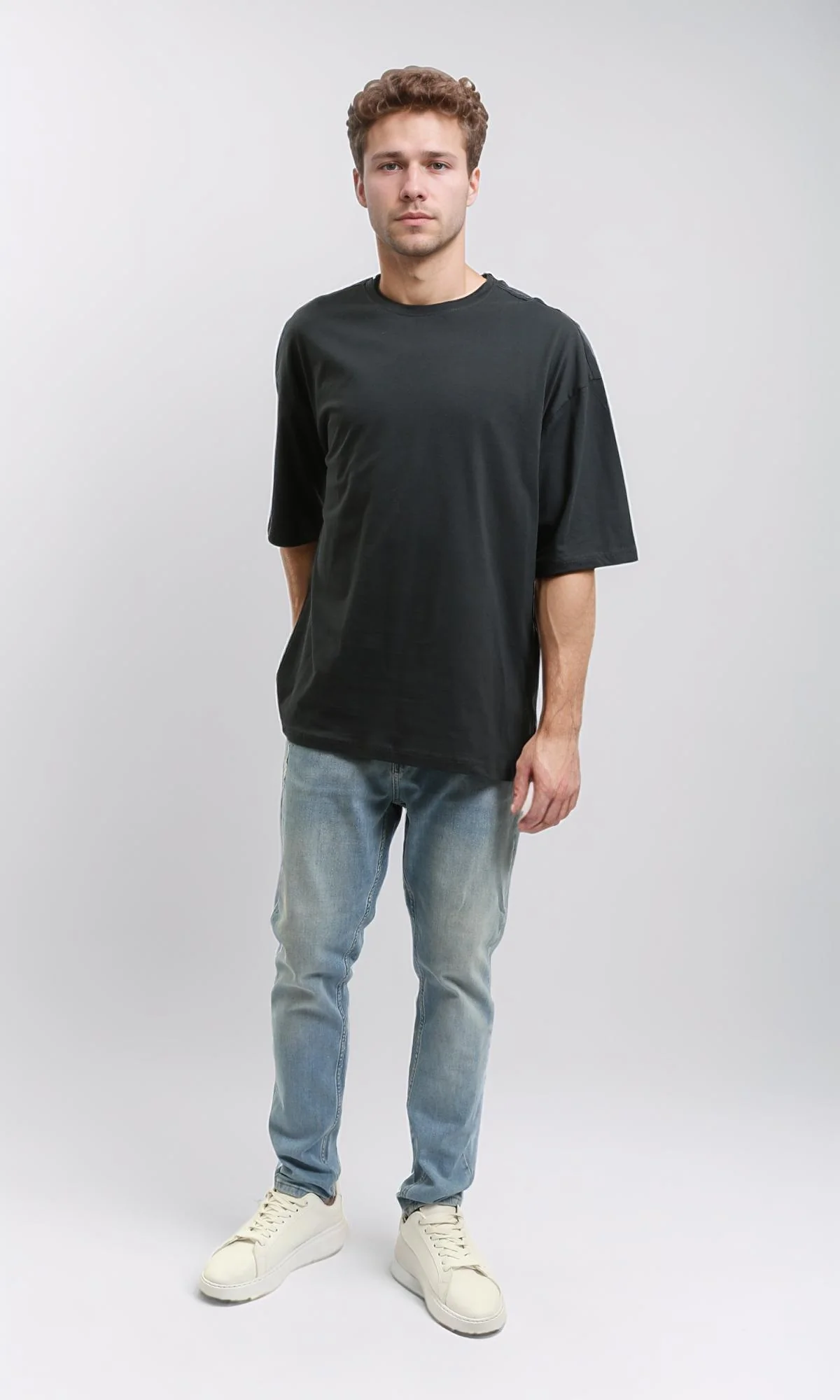 R216110 - Solid Crew Neck Relaxed Fit Tee - Charcoal Grey - Image 5