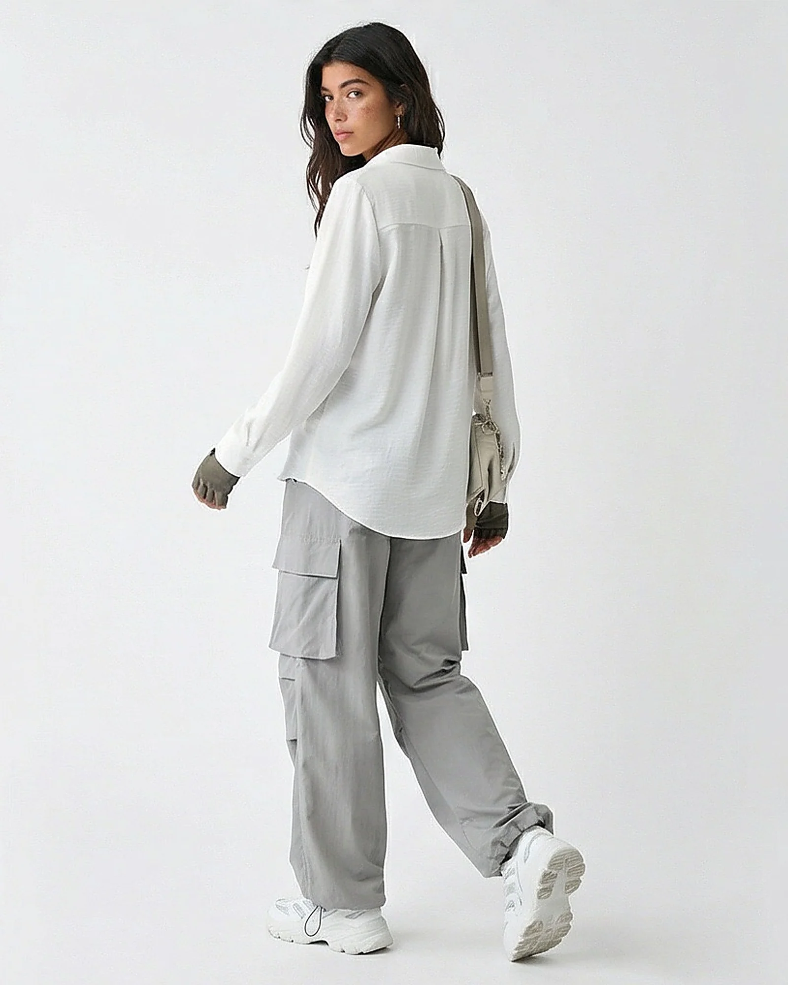 R216356-S26W326-WHITE (WLS) - Image 4